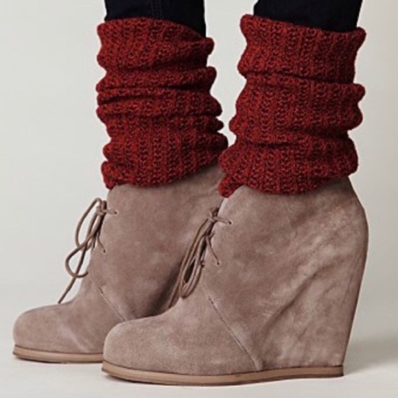 Dolce Vita Suede Wedge Lace Up Booties - Sz 8 - Picture 1 of 8